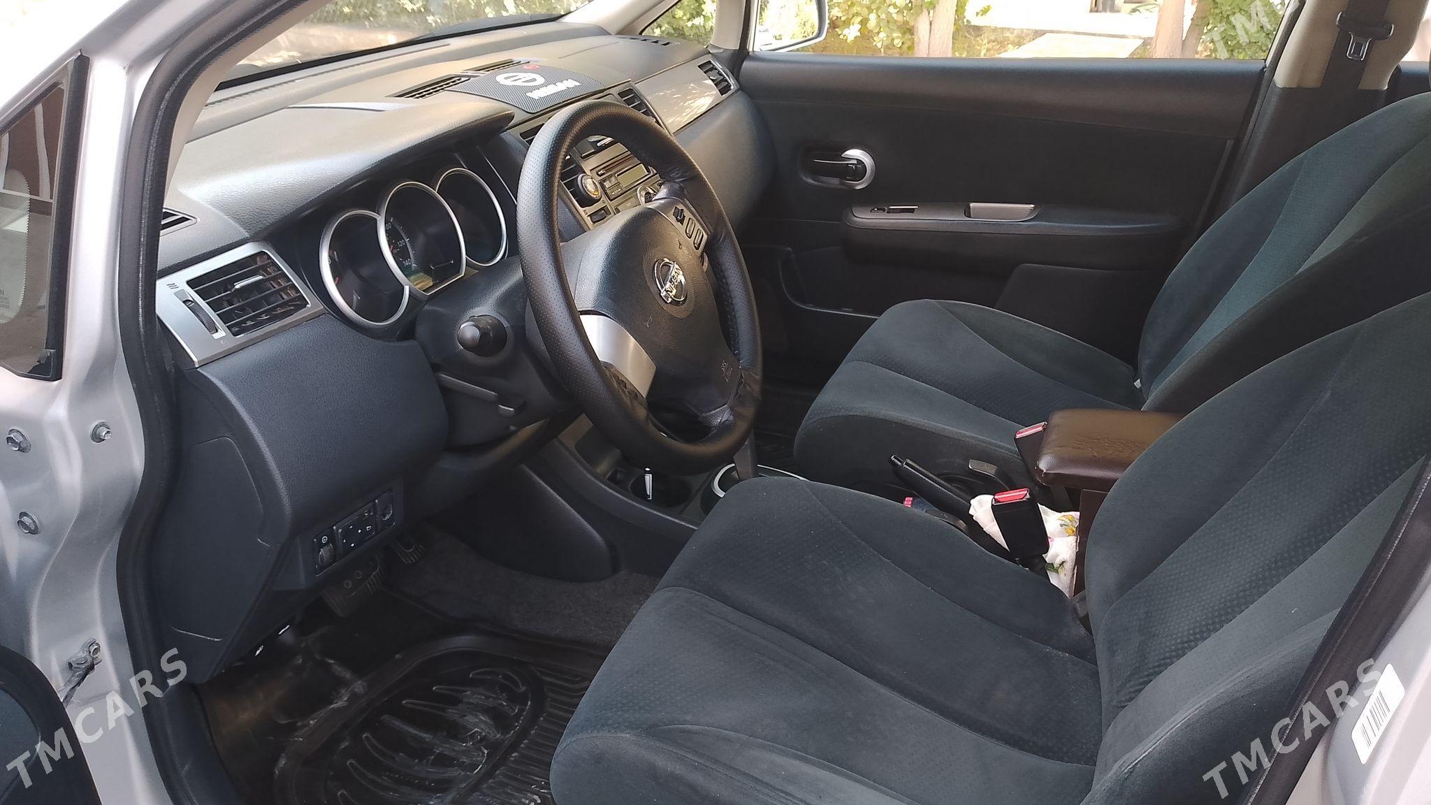 Nissan Versa 2010 - 120 000 TMT - Kaka - img 3