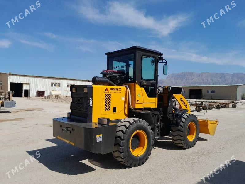 LiuGong CLG 925E 2022 - 270 000 TMT - Балканабат - img 2