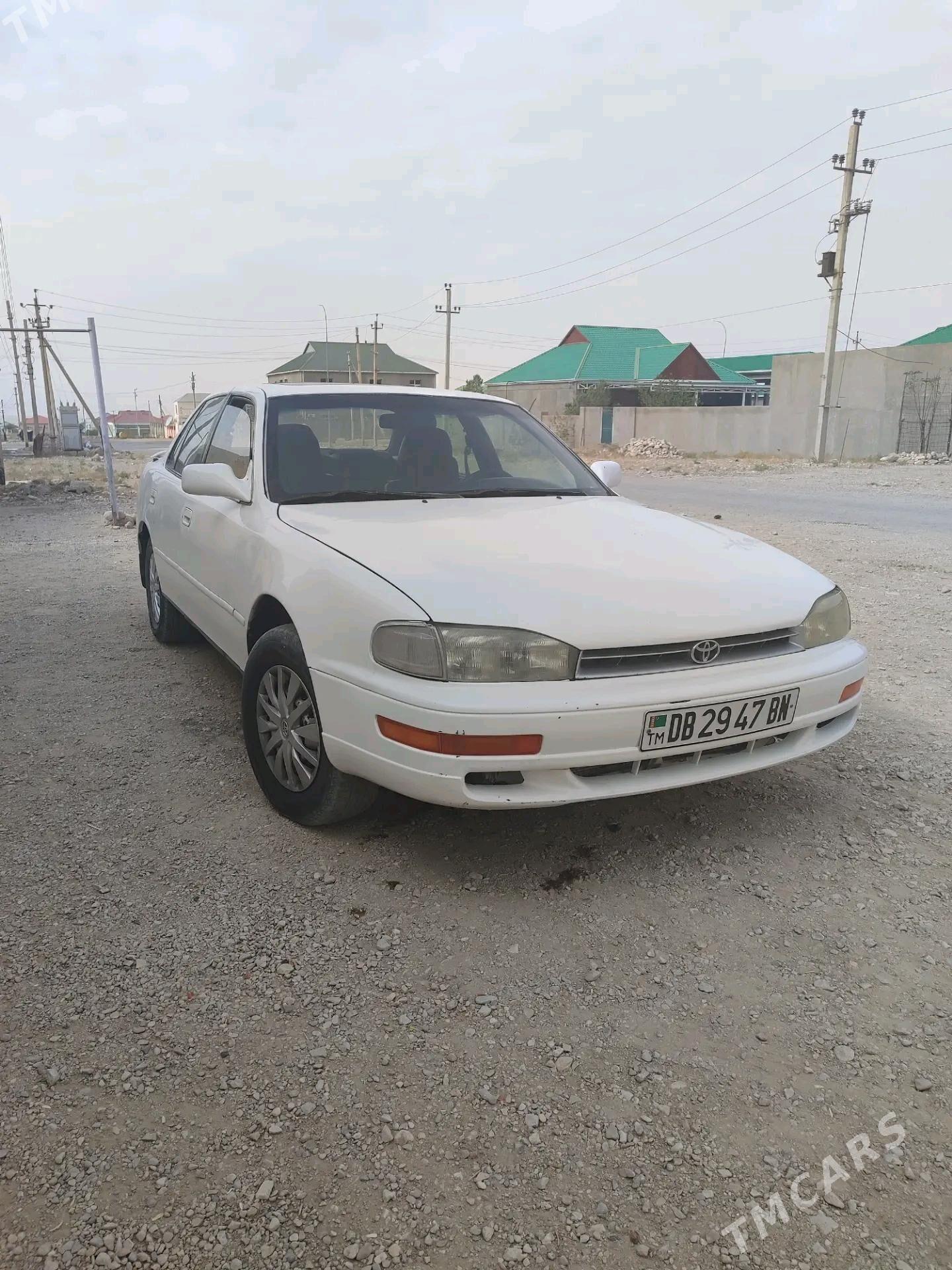 Toyota Camry 1993 - 90 000 TMT - Балканабат - img 3
