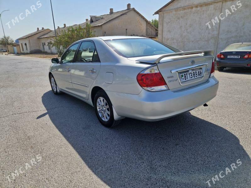 Toyota Camry 2003 - 190 000 TMT - Мары - img 10