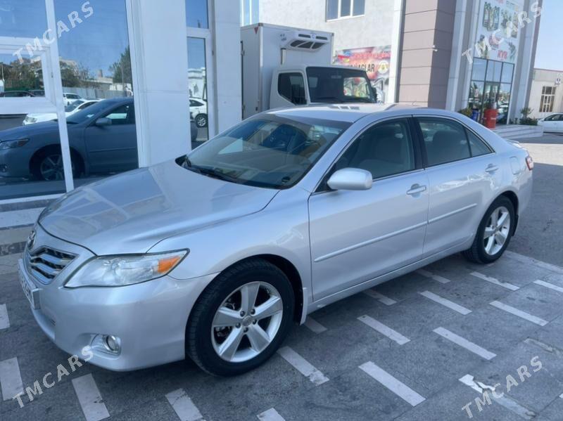 Toyota Camry 2010 - 200 000 TMT - Мары - img 3