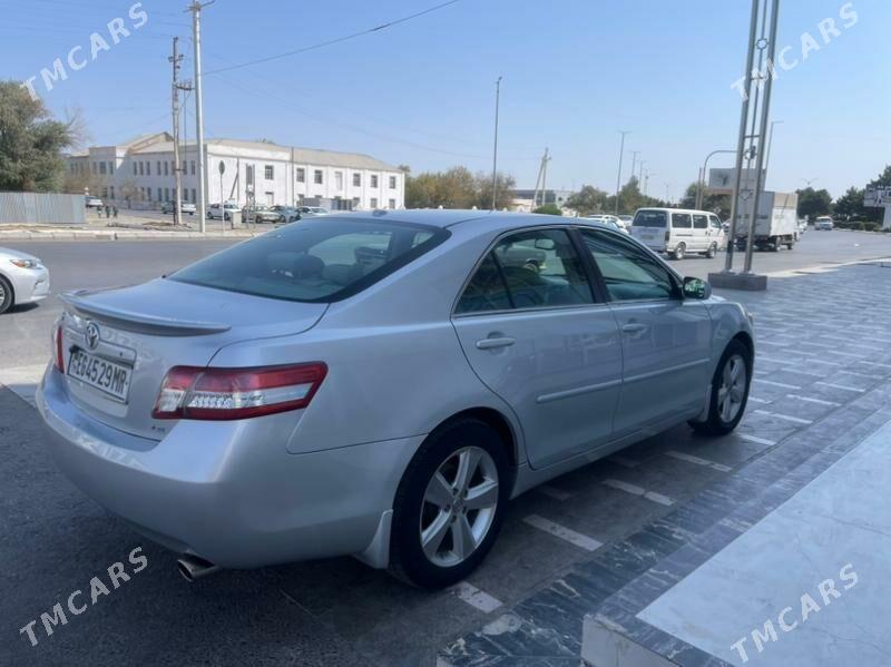 Toyota Camry 2010 - 200 000 TMT - Мары - img 4
