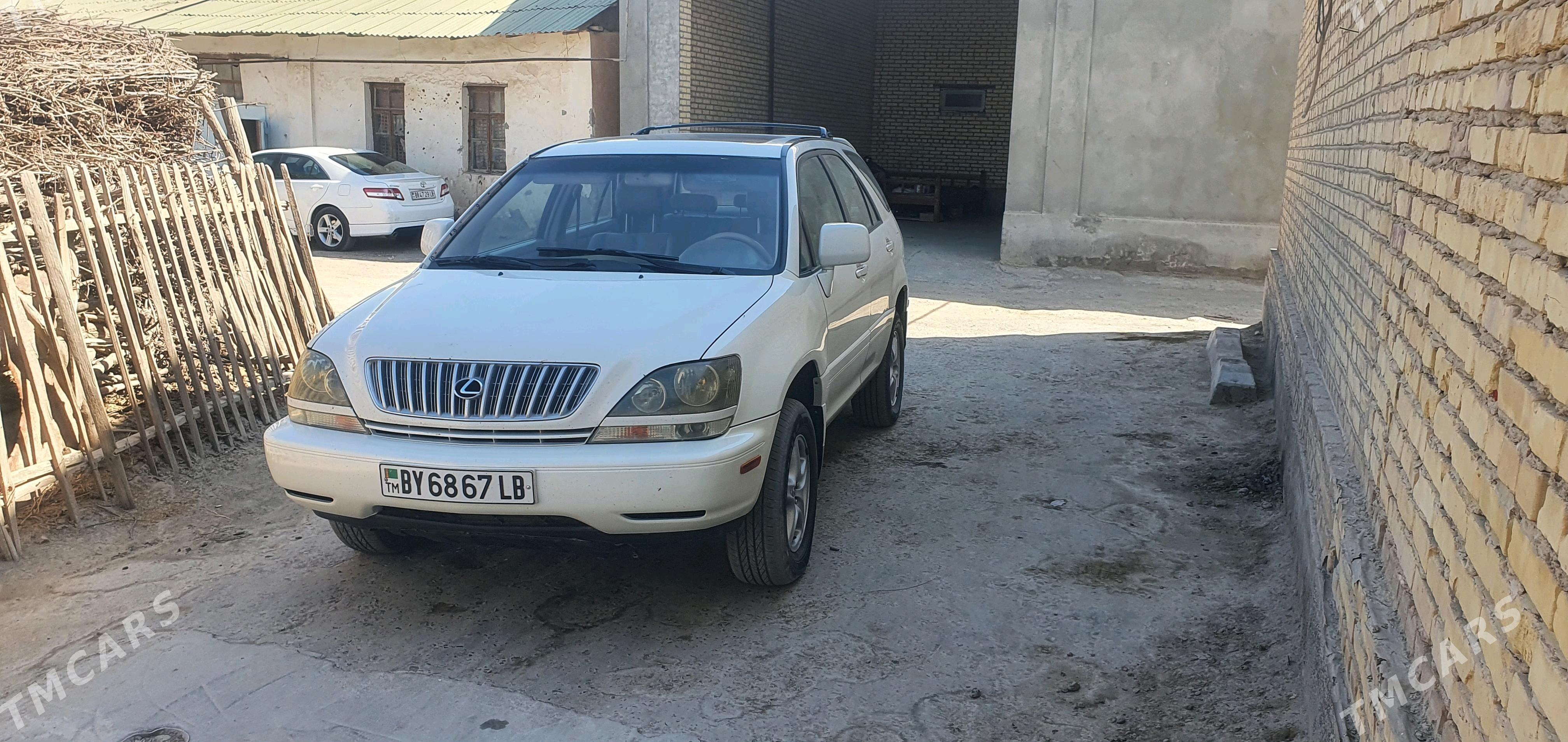 Lexus RX 300 2000 - 157 000 TMT - Халач - img 4
