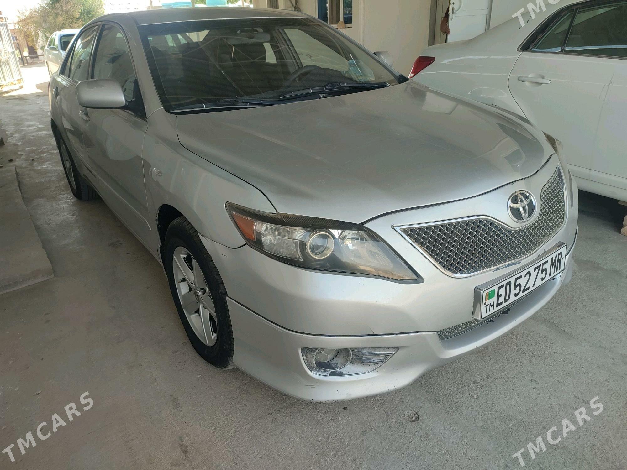 Toyota Camry 2010 - 154 000 TMT - Тагтабазар - img 3