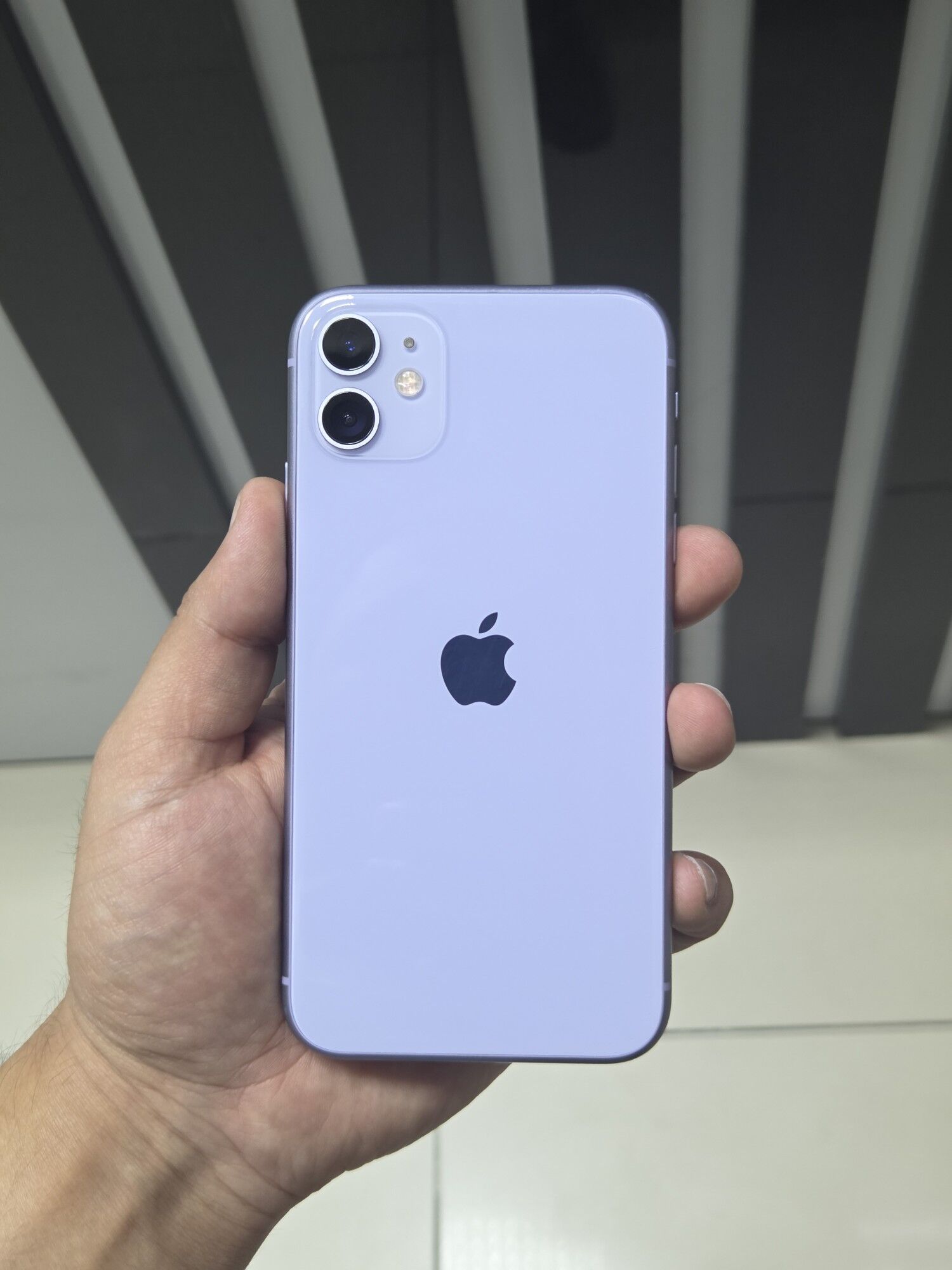 iPhone 11 - Aşgabat - img 3