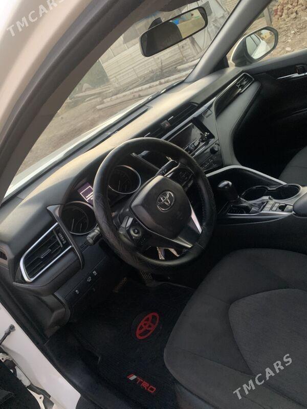 Toyota Camry Hybrid 2019 - 250 000 TMT - Sakarçäge - img 2