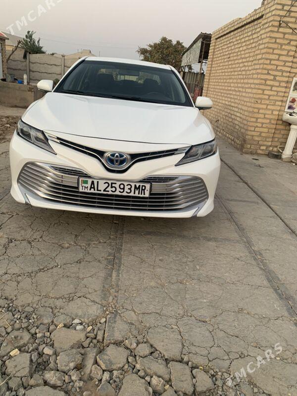 Toyota Camry Hybrid 2019 - 250 000 TMT - Sakarçäge - img 5