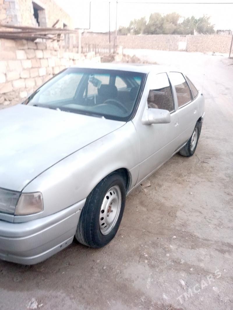 Opel Vectra 1991 - 15 000 TMT - Magdanly - img 5
