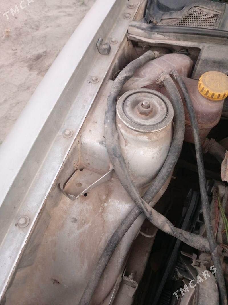 Opel Vectra 1991 - 15 000 TMT - Magdanly - img 7
