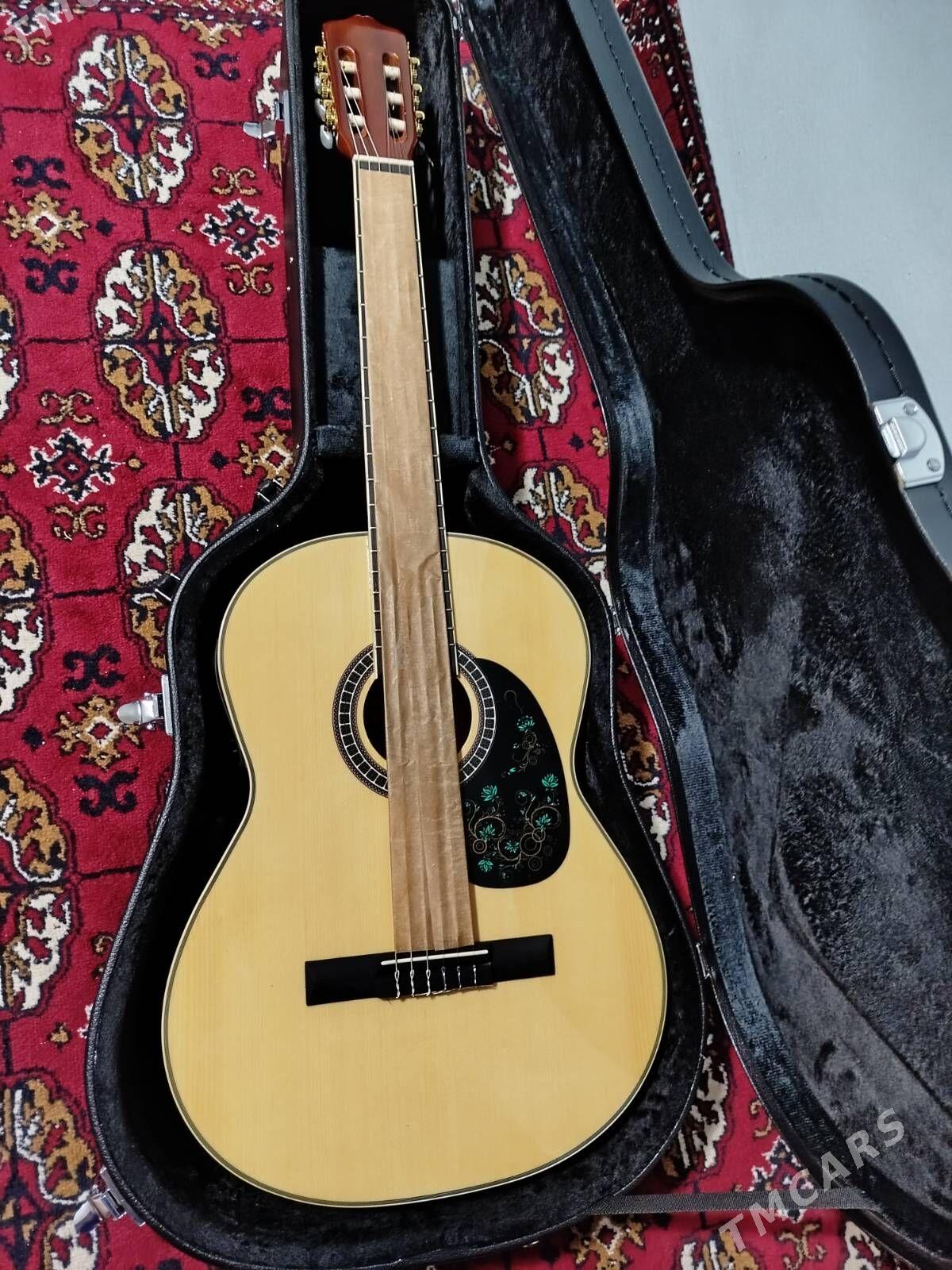 MALOSNY ELEKTRO GITARA - Türkmenbaşy - img 7