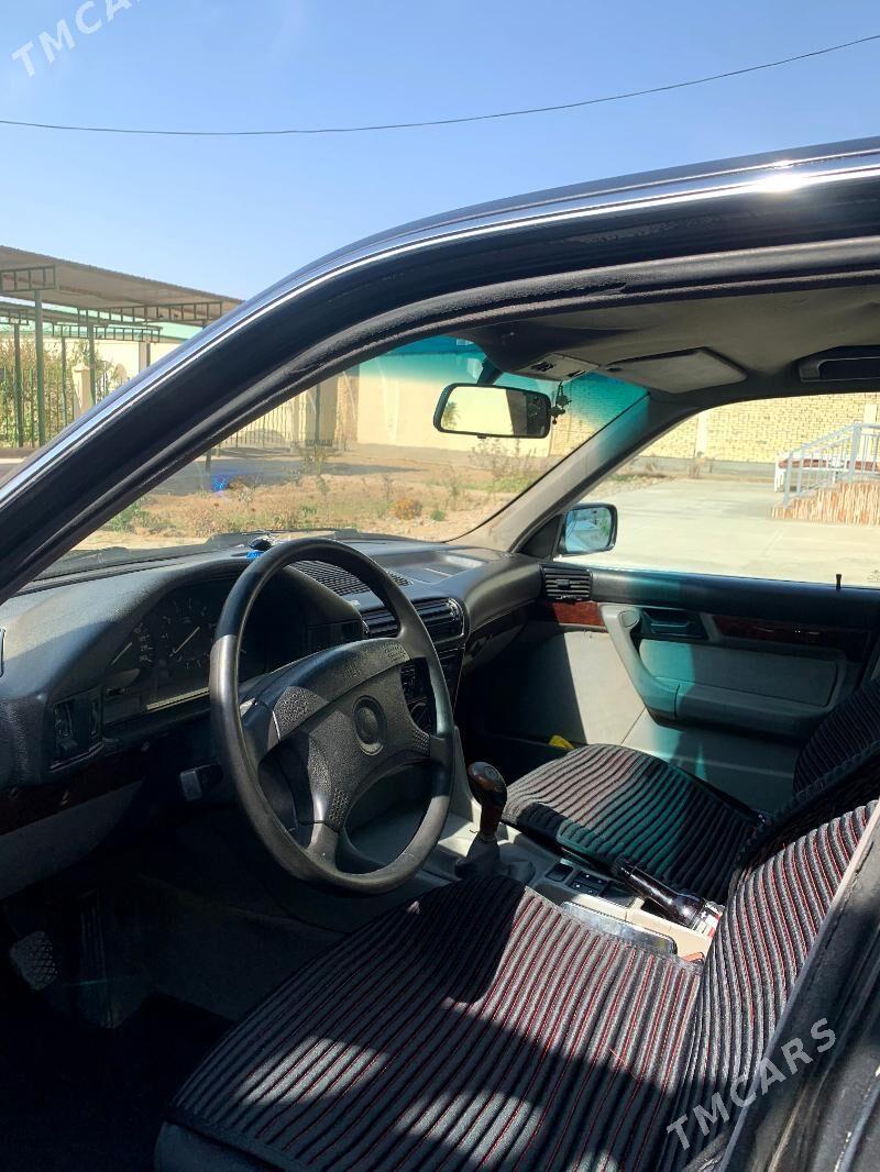 BMW 520 1993 - 50 000 TMT - Шатлык - img 4