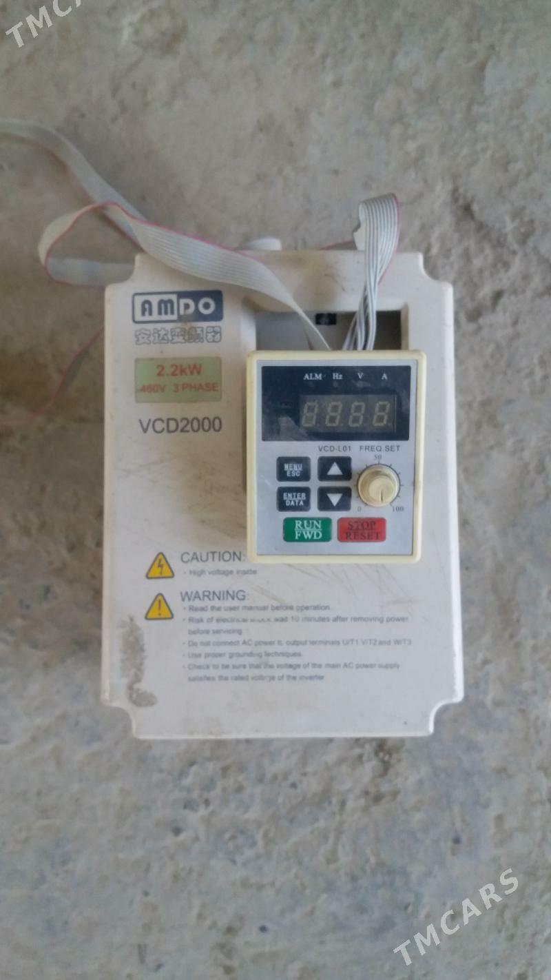 инвертор 2.2 кватт 3фаз - Türkmenabat - img 2