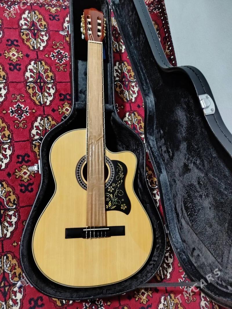 TAYSTE SARY RENKLI GITARA - Туркменабат - img 2