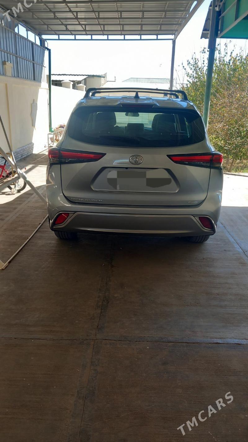 Toyota Highlander 2022 - 490 000 TMT - Daşoguz - img 2
