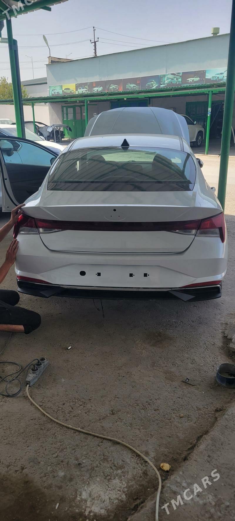 Hyundai Elantra 2022 - 250 000 TMT - Aşgabat - img 2