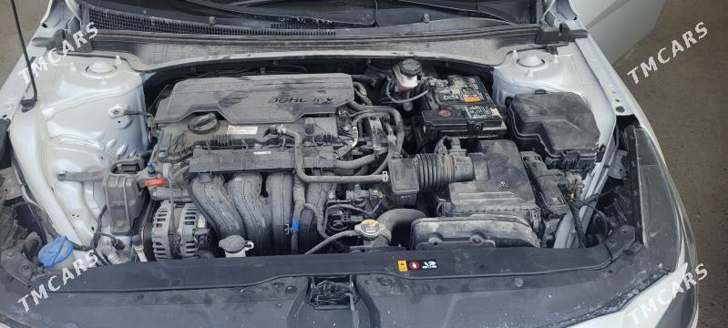 Hyundai Elantra 2022 - 250 000 TMT - Aşgabat - img 5