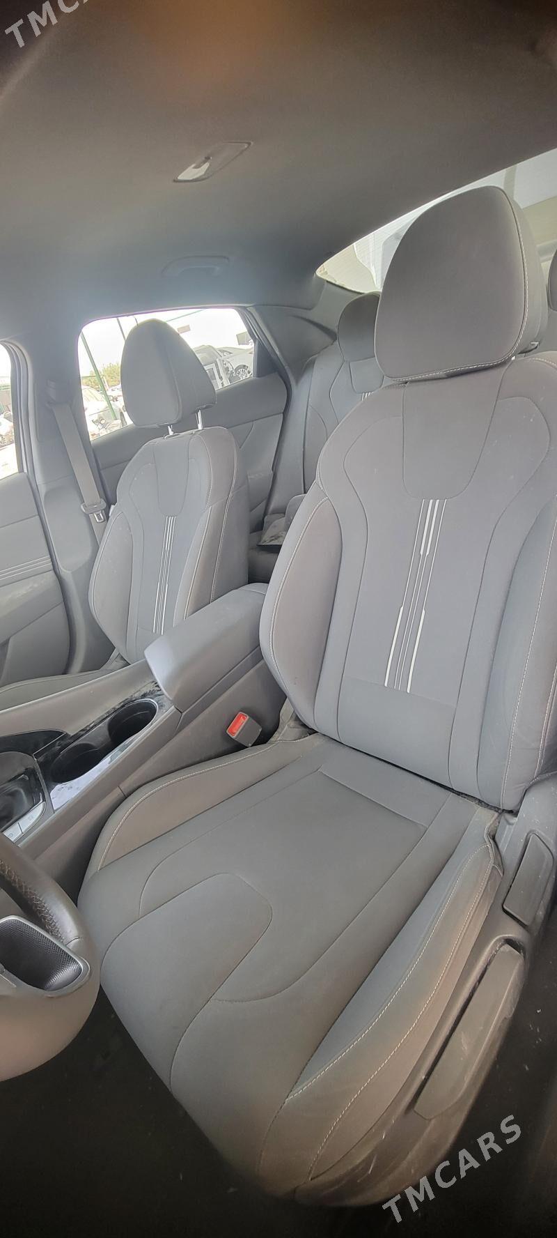 Hyundai Elantra 2022 - 250 000 TMT - Aşgabat - img 8