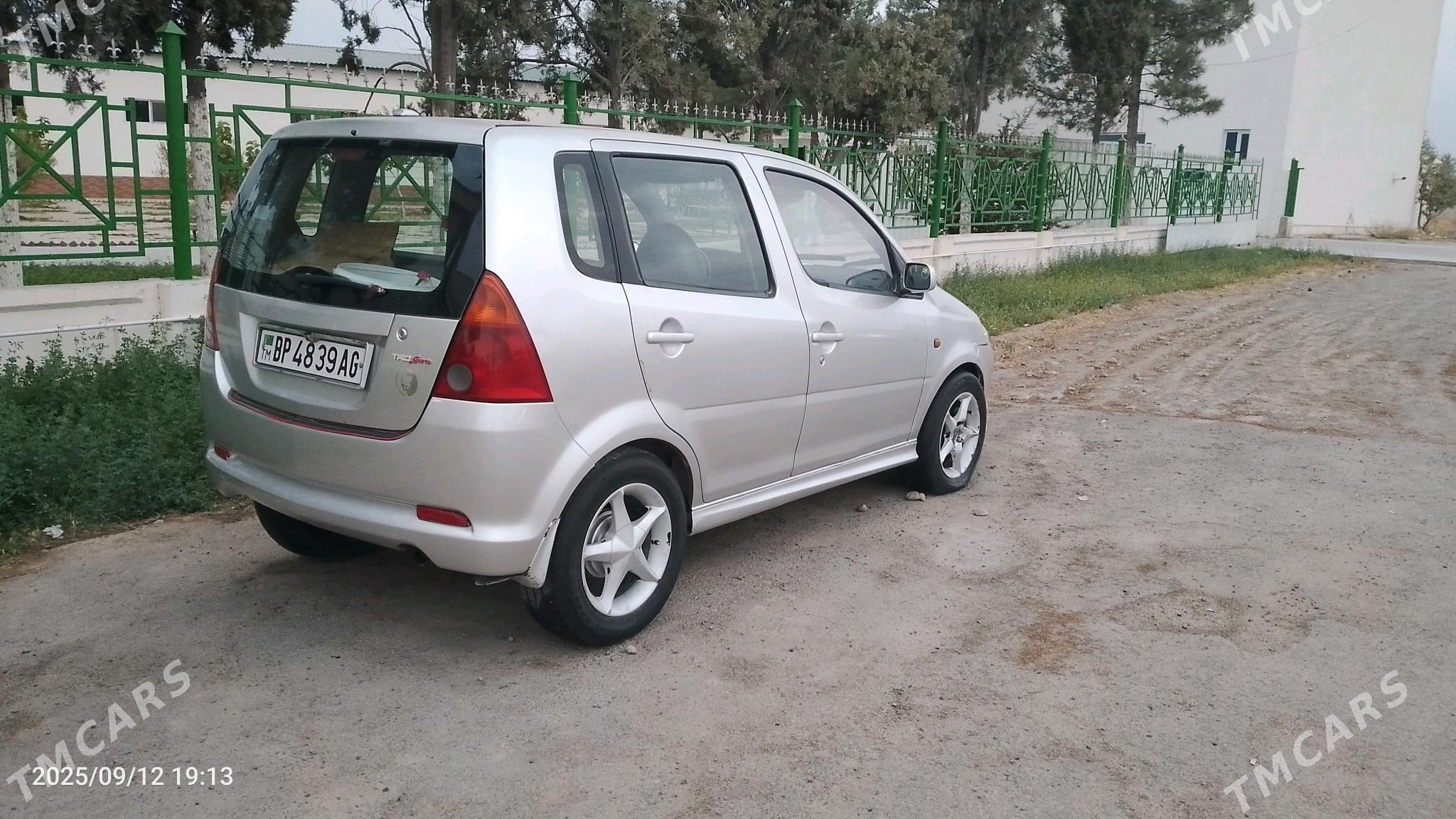 Daihatsu Terios 2003 - 30 000 TMT - 2 мкр - img 2