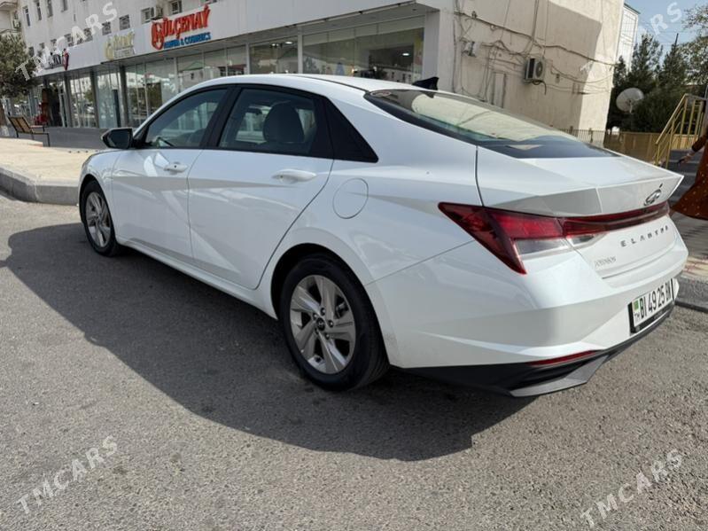 Hyundai Elantra 2022 - 290 000 TMT - Türkmenbaşy - img 3