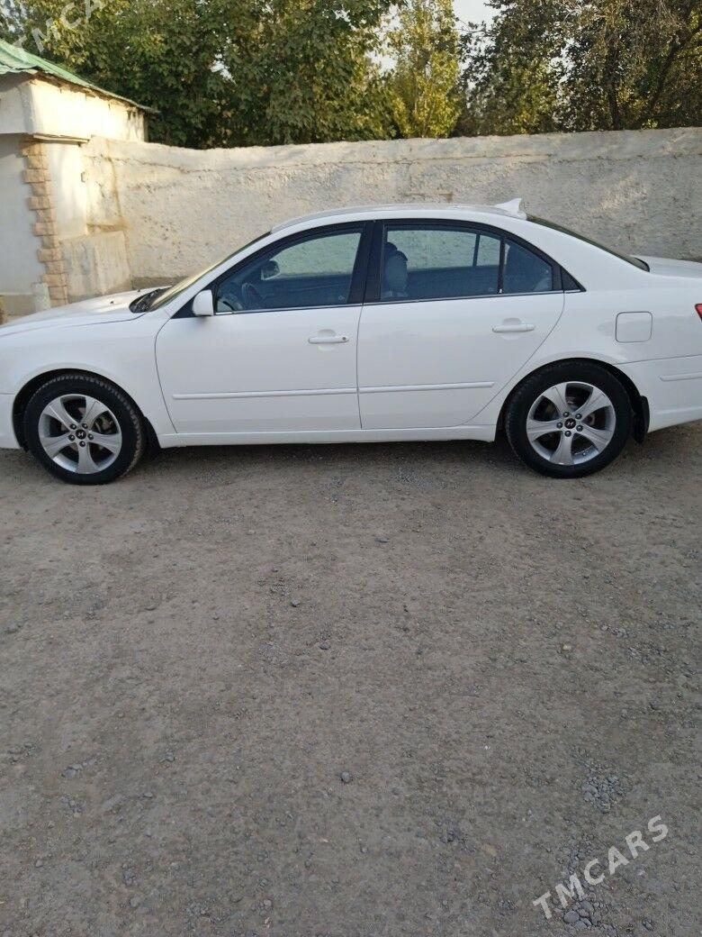 Hyundai Sonata 2009 - 125 000 TMT - Бузмеин - img 4