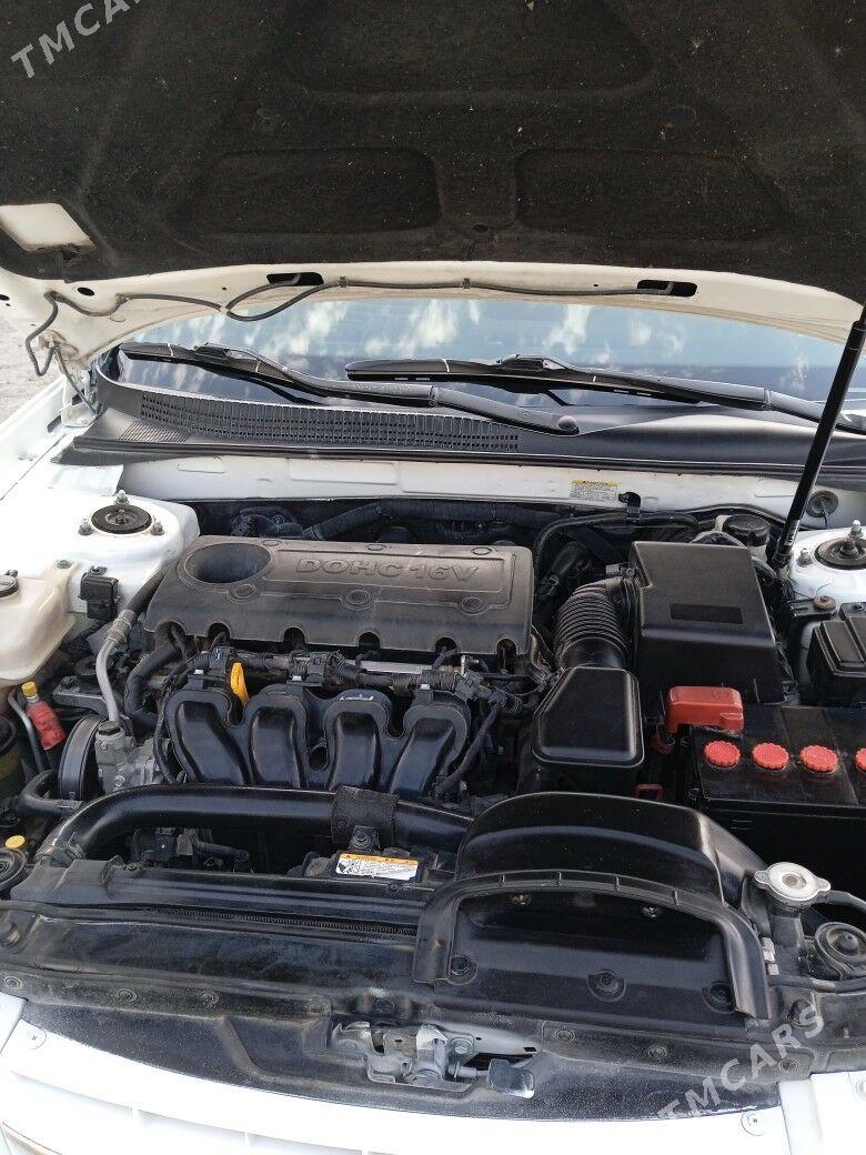 Hyundai Sonata 2009 - 125 000 TMT - Бузмеин - img 2