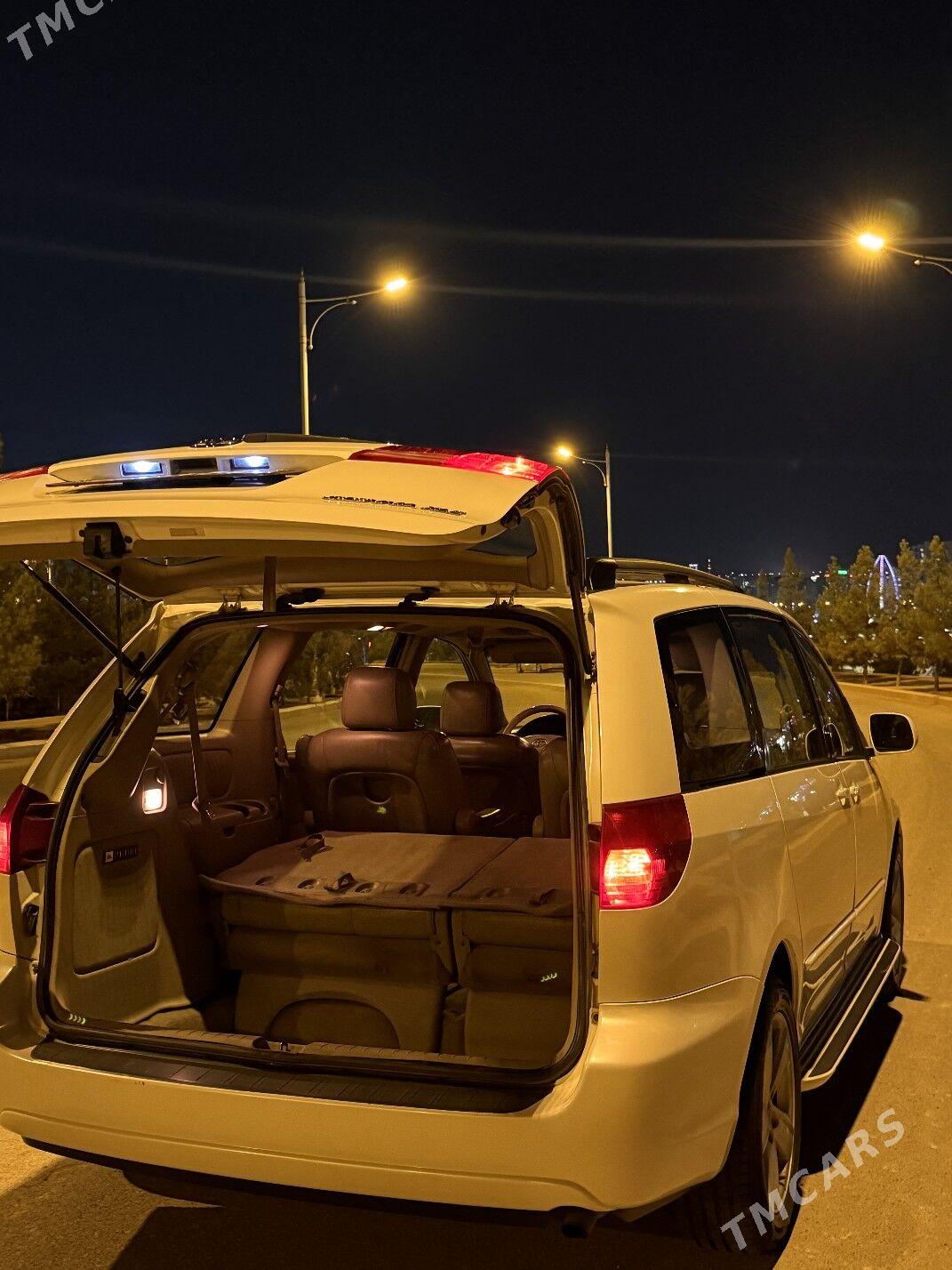 Toyota Sienna 2004 - 245 000 TMT - Хитровка - img 9
