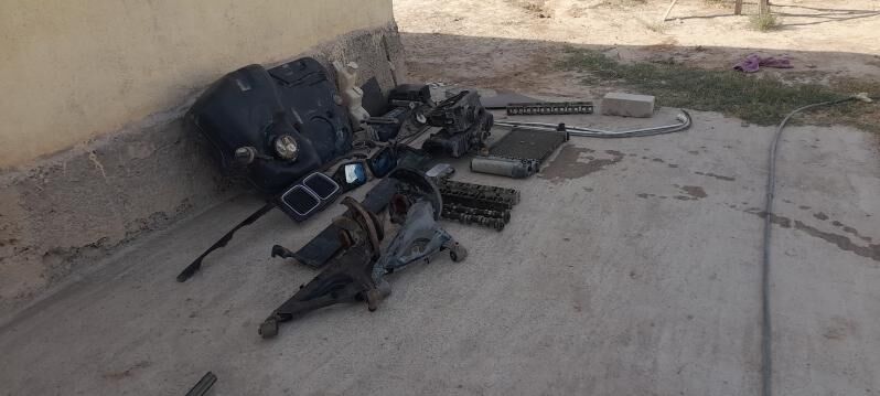 BMW E34 zapçaslary 3 000 TMT - Бузмеин - img 5