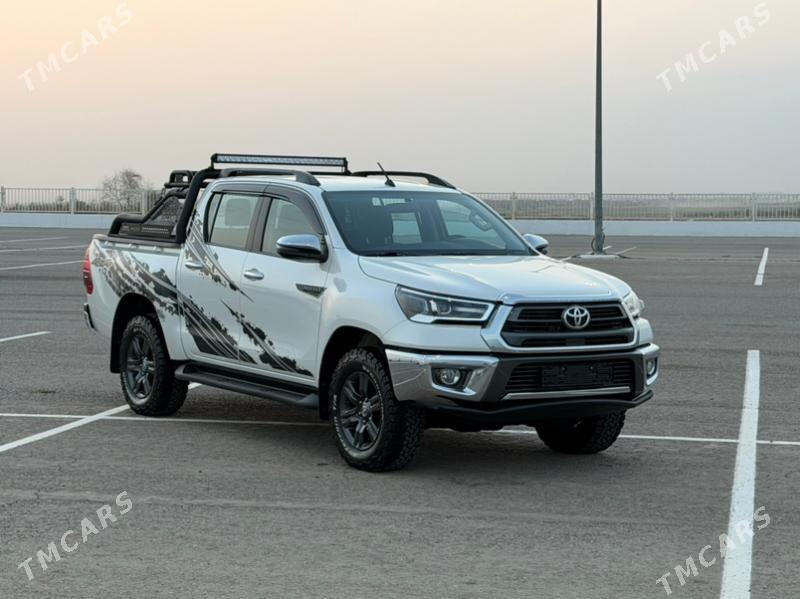 Toyota Hilux 2021 - 668 000 TMT - Ашхабад - img 4