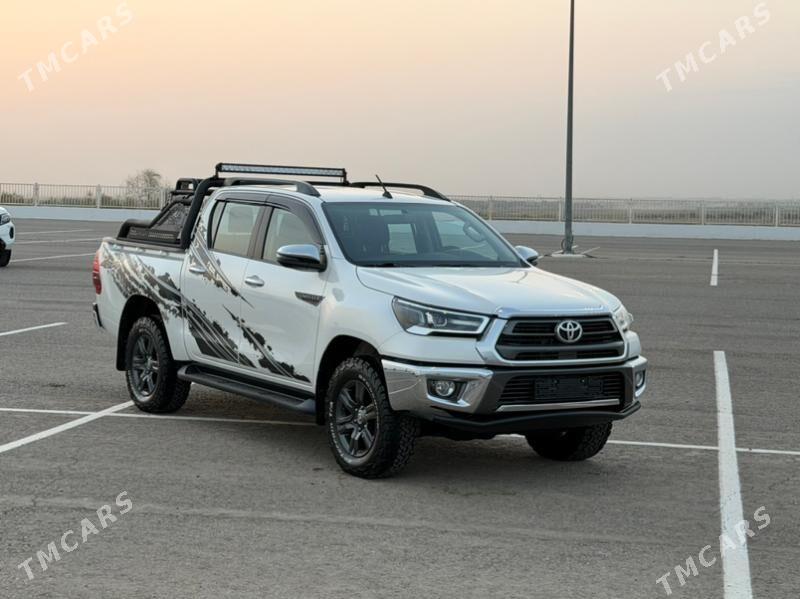 Toyota Hilux 2021 - 668 000 TMT - Ашхабад - img 8