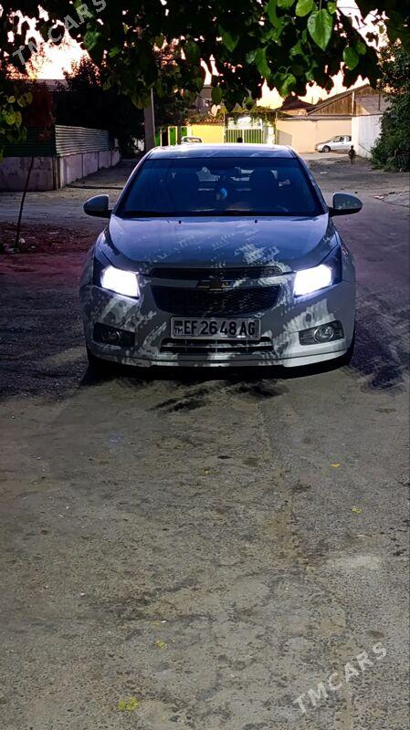 Chevrolet Cruze 2012 - 150 000 TMT - Тязе заман - img 2