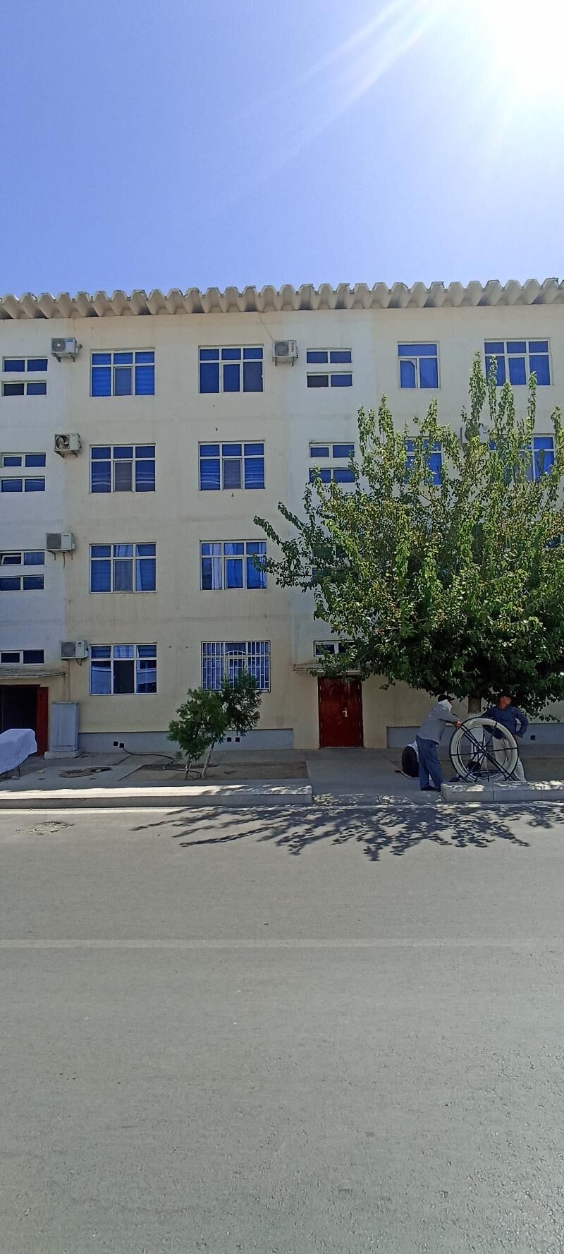 ARENDA JAY MIR 1. 1-2 KOM - Мир 1 - img 1