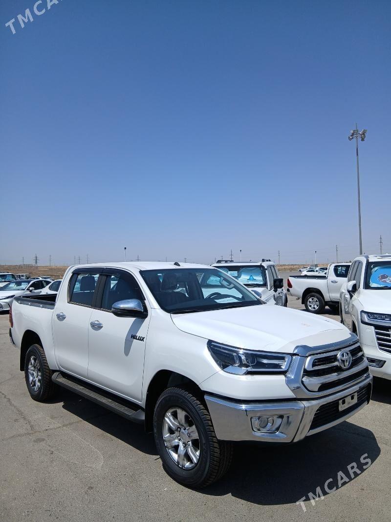 Toyota Hilux 2025 - 663 000 TMT - Ашхабад - img 3