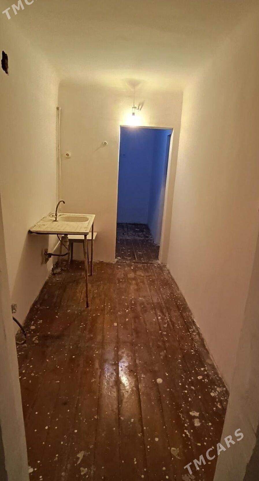 (2524)-HITROWKA BARHANNYÝ  2-KOMNAT+PODWAL+RAHMAN - Хитровка - img 6