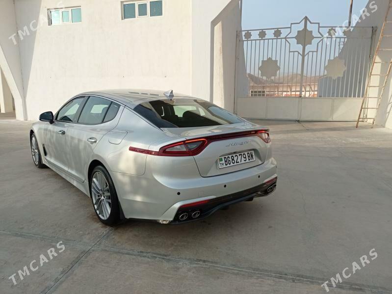 Kia Stinger 2018 - 320 000 TMT - Балканабат - img 1