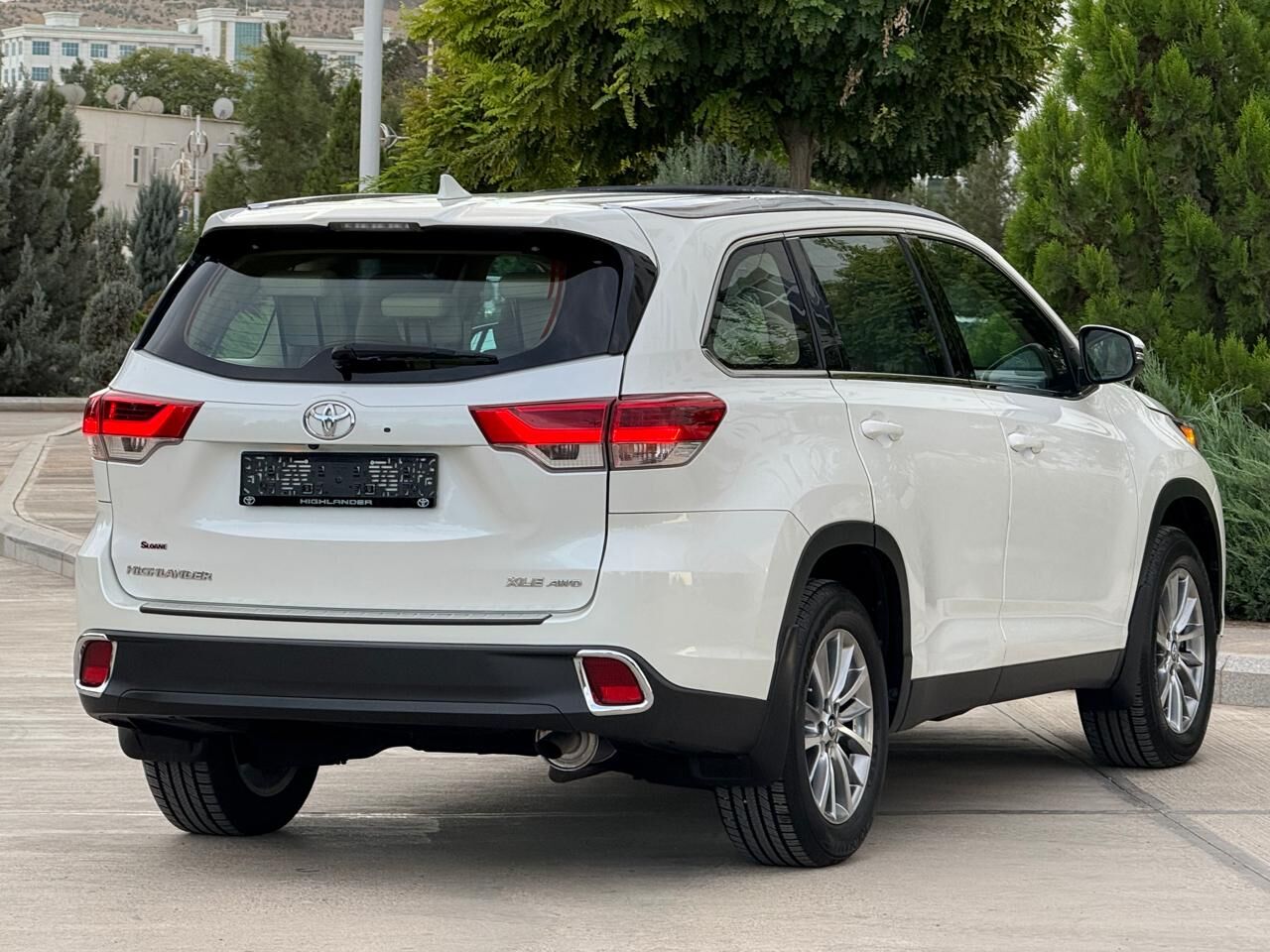 Toyota Highlander 2019 - 528 000 TMT - Ашхабад - img 4