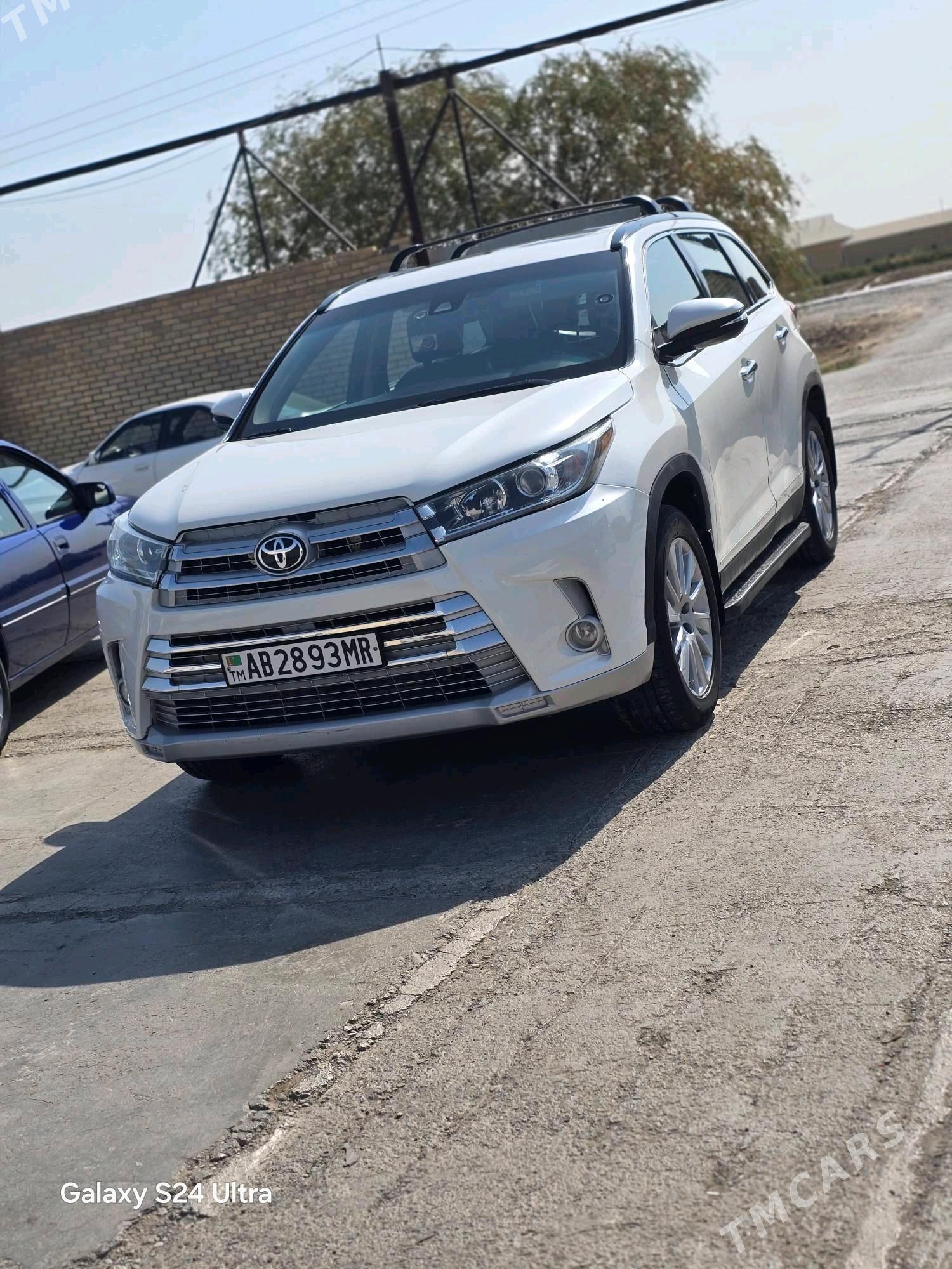 Toyota Highlander 2019 - 400 000 TMT - Мары - img 6