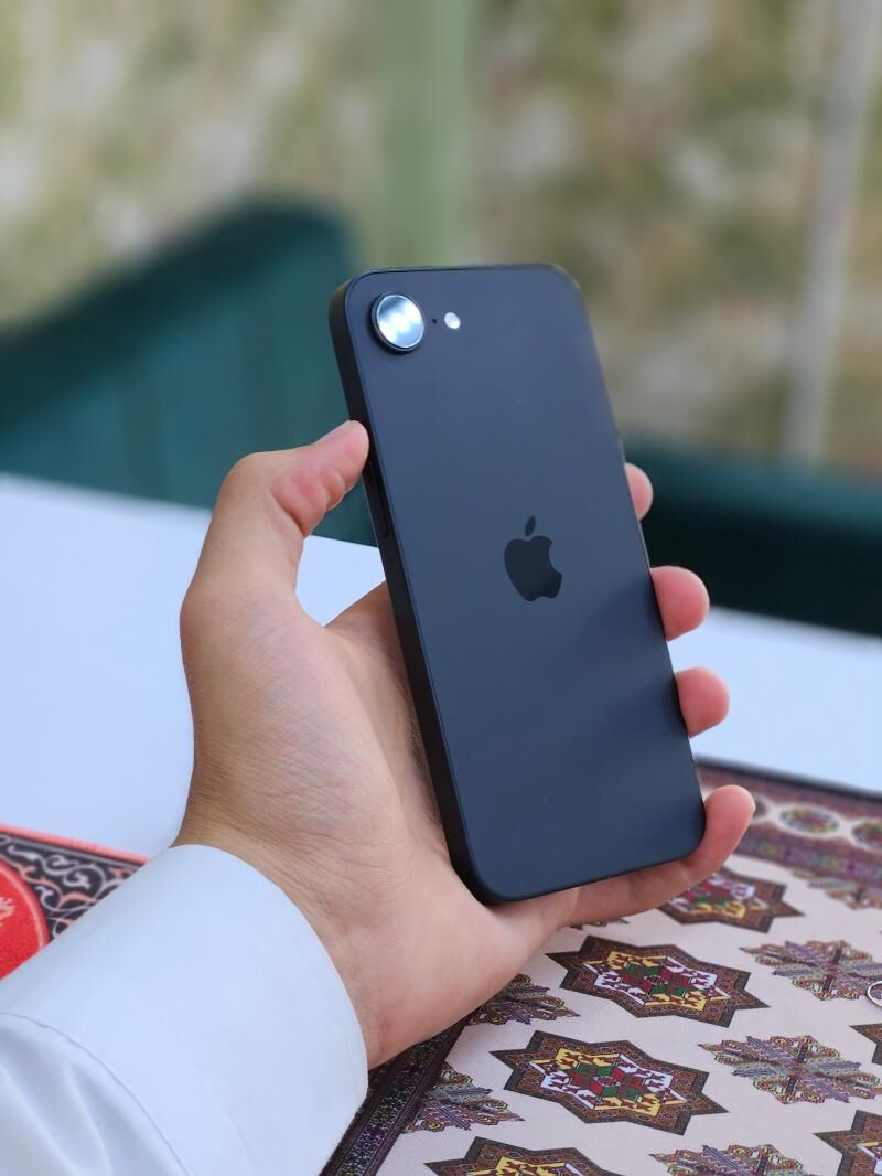 Iphone 16e  - Aşgabat - img 2