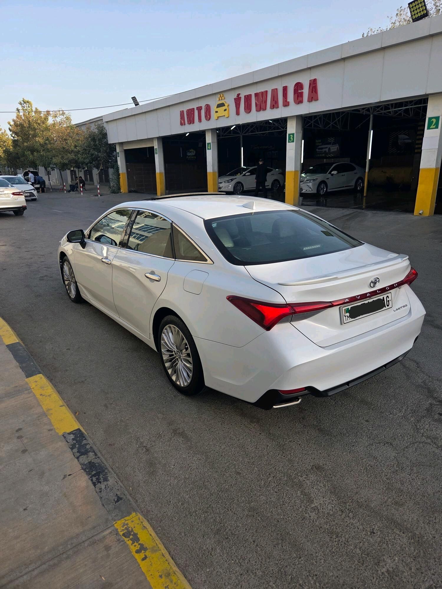Toyota Avalon 2019 - 379 000 TMT - Aşgabat - img 4