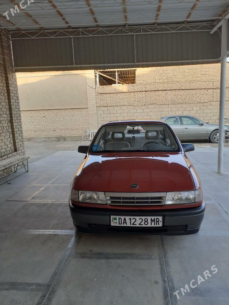 Opel Vectra 1990 - 48 000 TMT - Мары - img 6