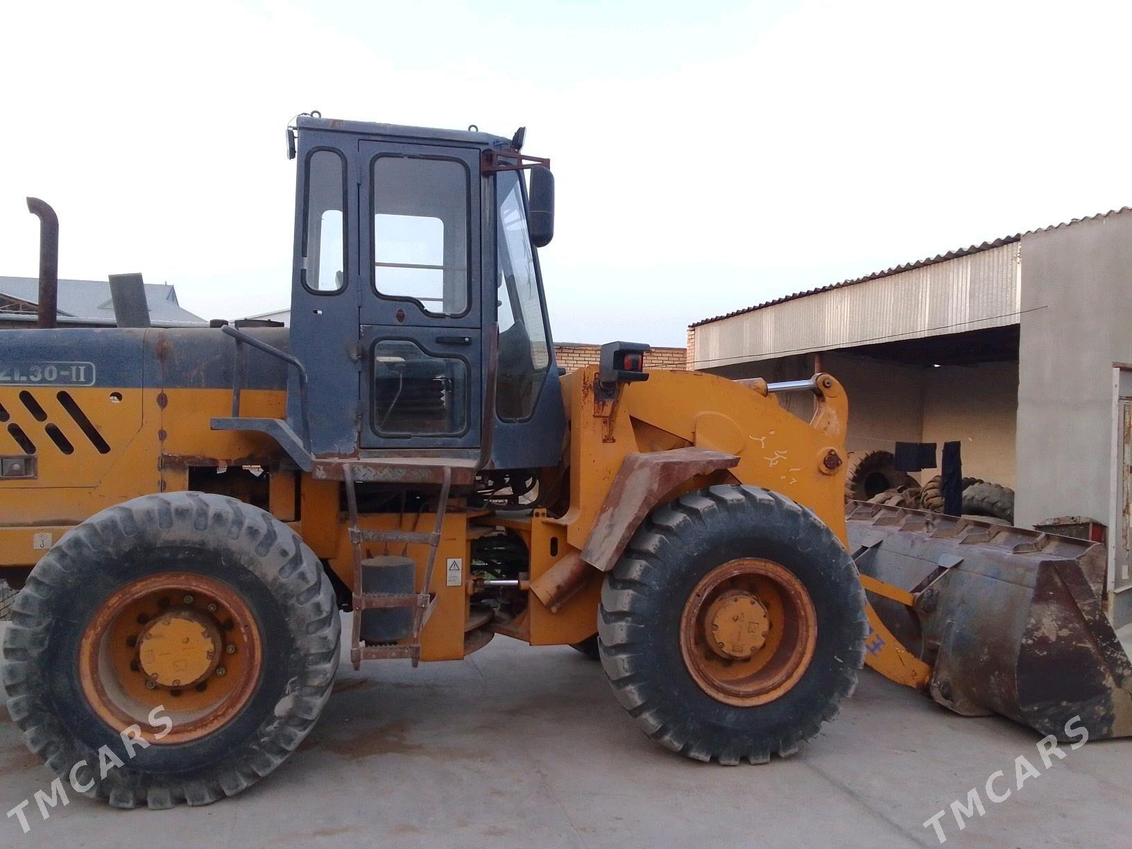 XCMG LW300F 2010 - 280 000 TMT - Мары - img 2