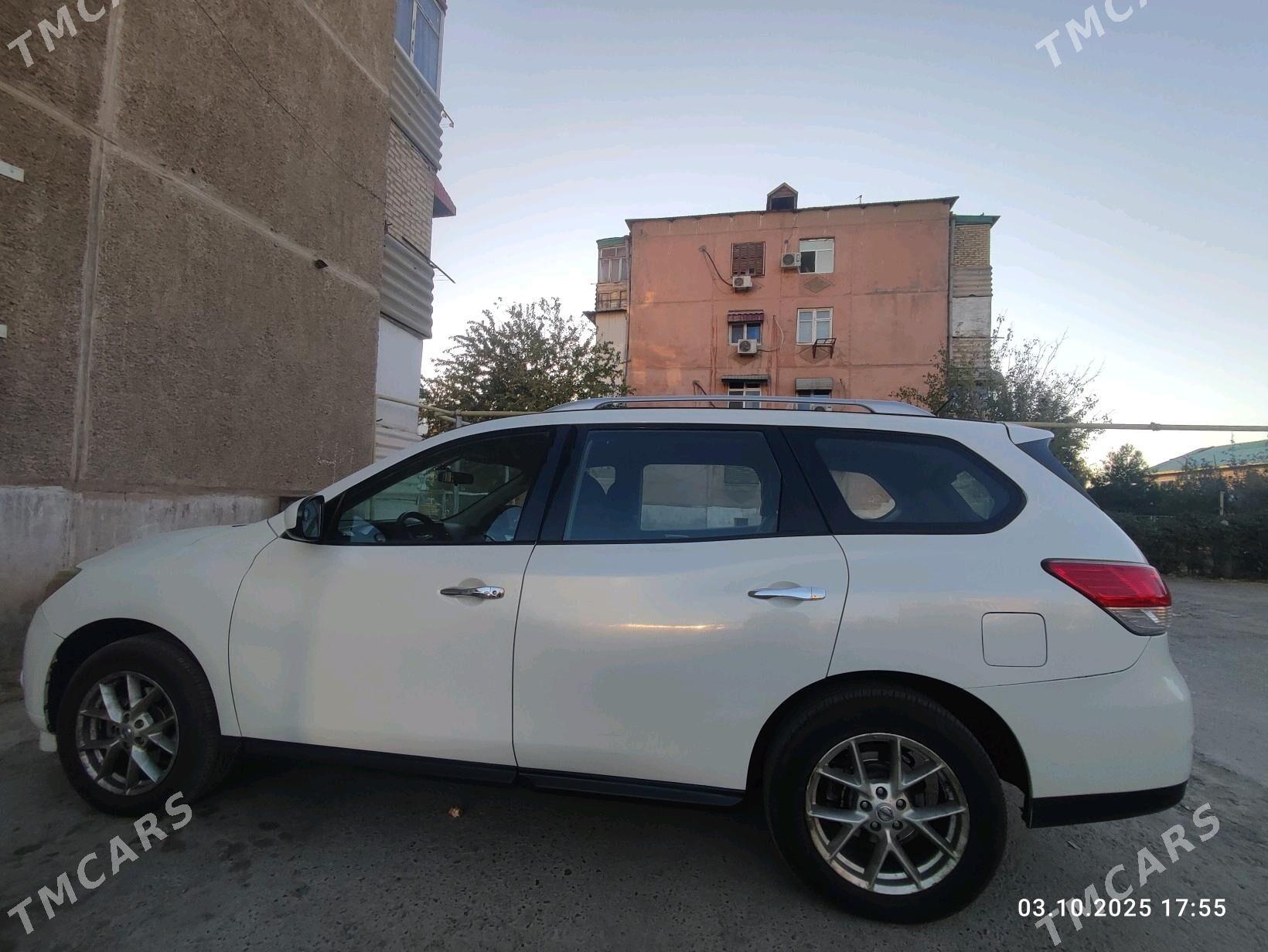 Nissan Pathfinder 2013 - 190 000 TMT - Türkmenabat - img 6