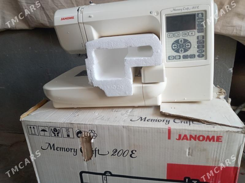 Janome 200 e - Mary - img 4