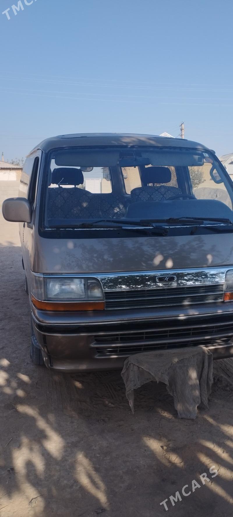 Toyota Hiace 1990 - 55 000 TMT - Векильбазар - img 3