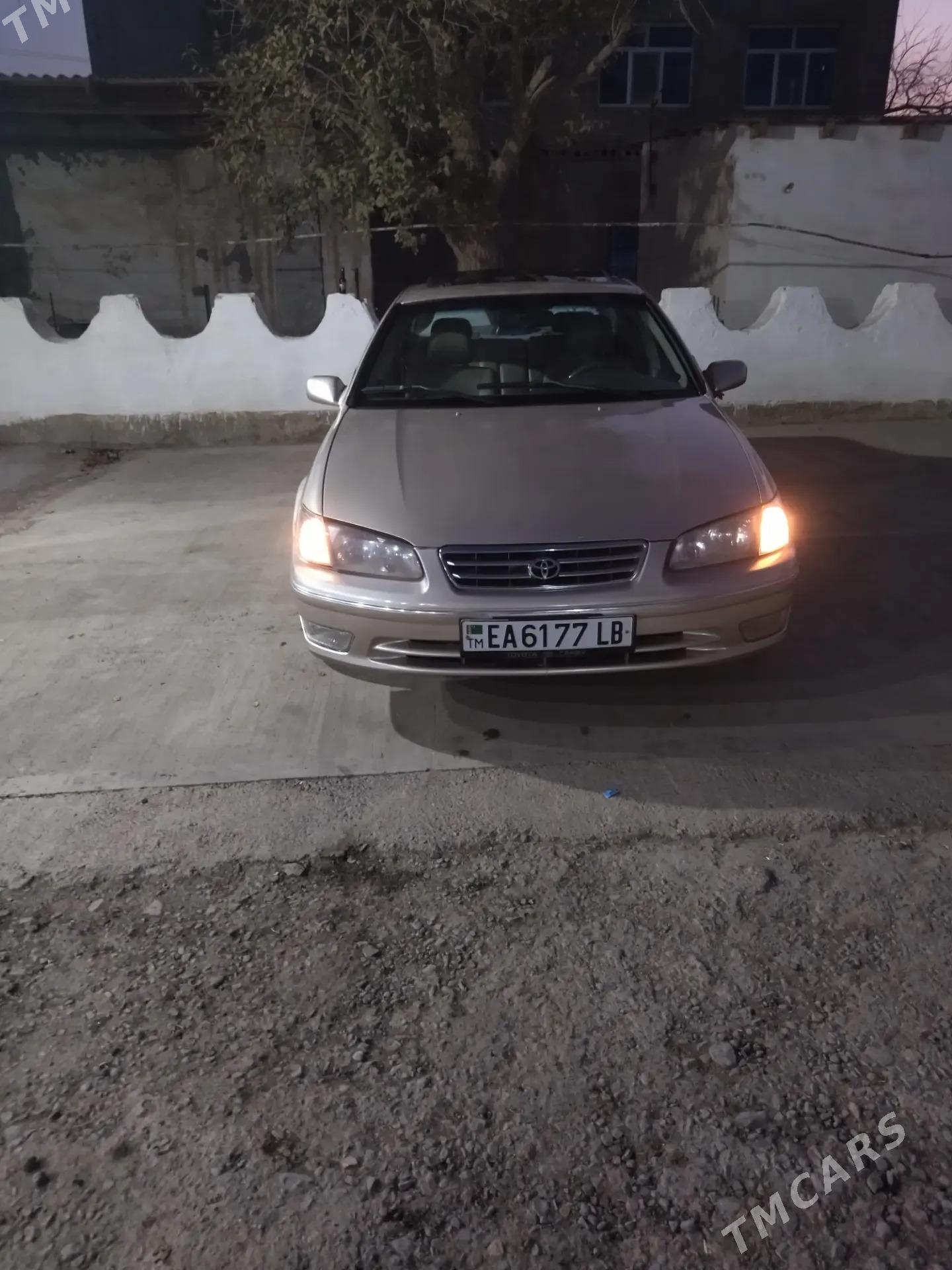 Toyota Camry 2001 - 134 000 TMT - Kerki - img 5