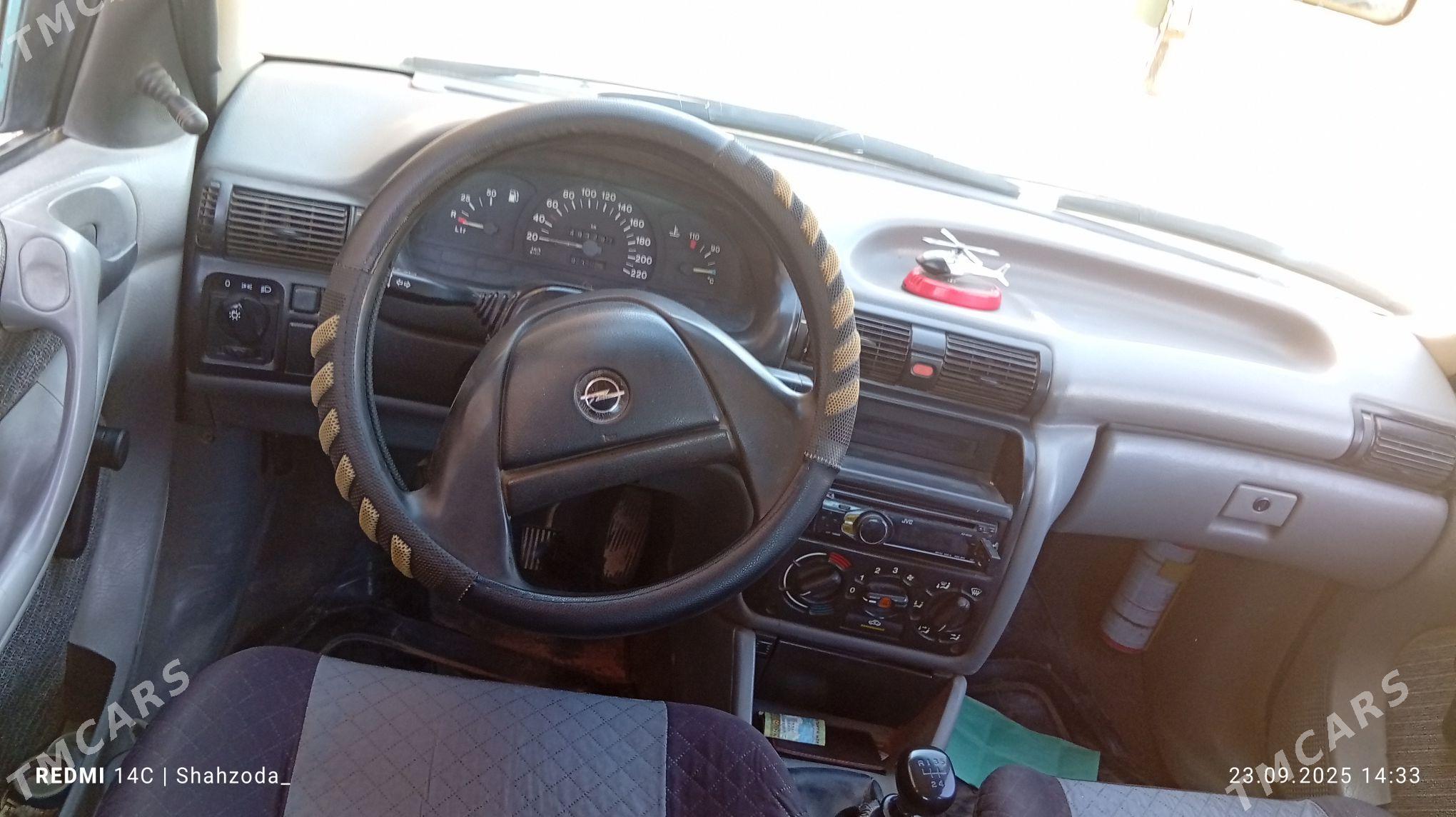 Opel Astra 1992 - 36 000 TMT - Шабатский этрап - img 4