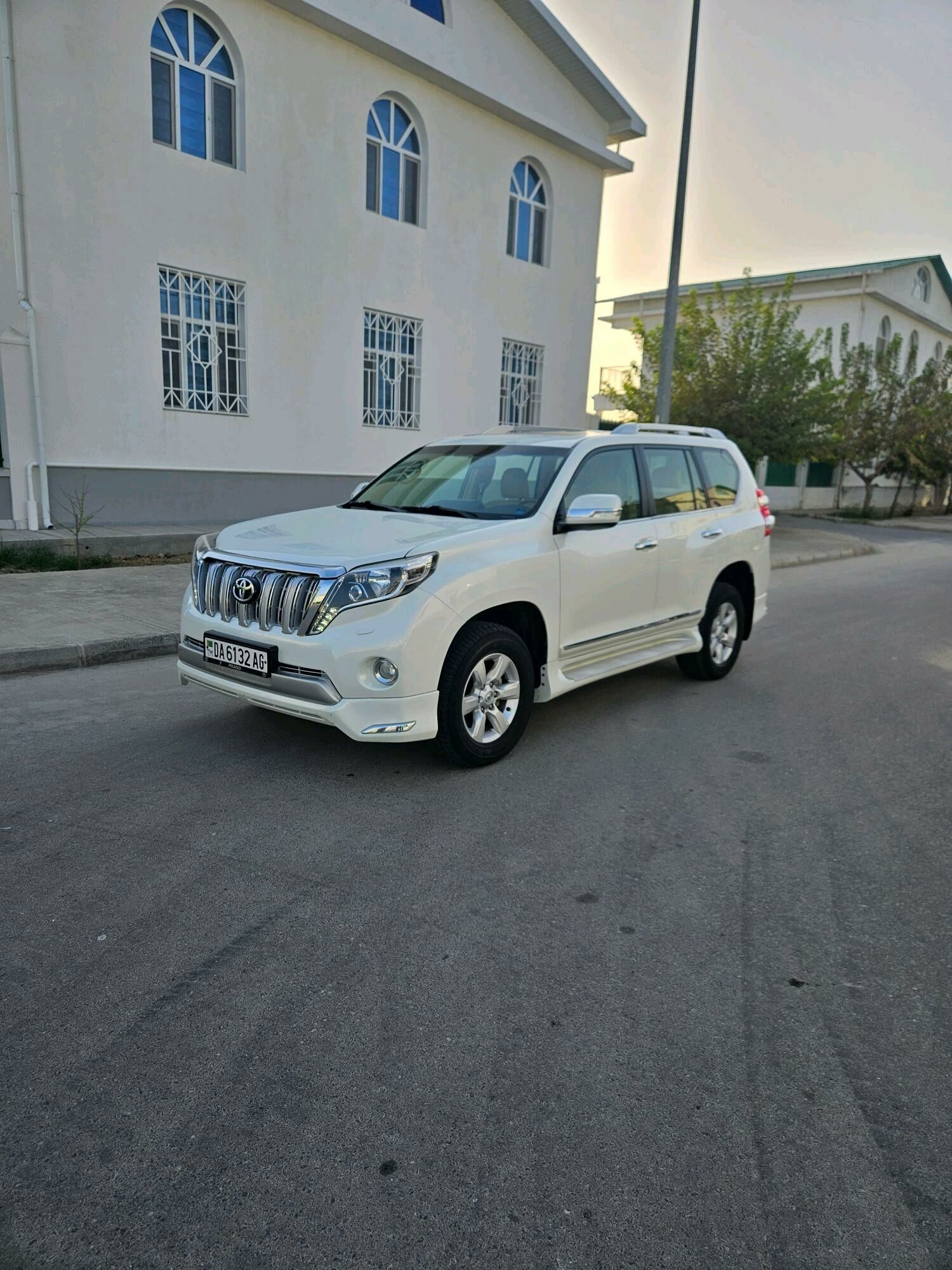 Toyota Land Cruiser Prado 2016 - 690 000 TMT - Aşgabat - img 2
