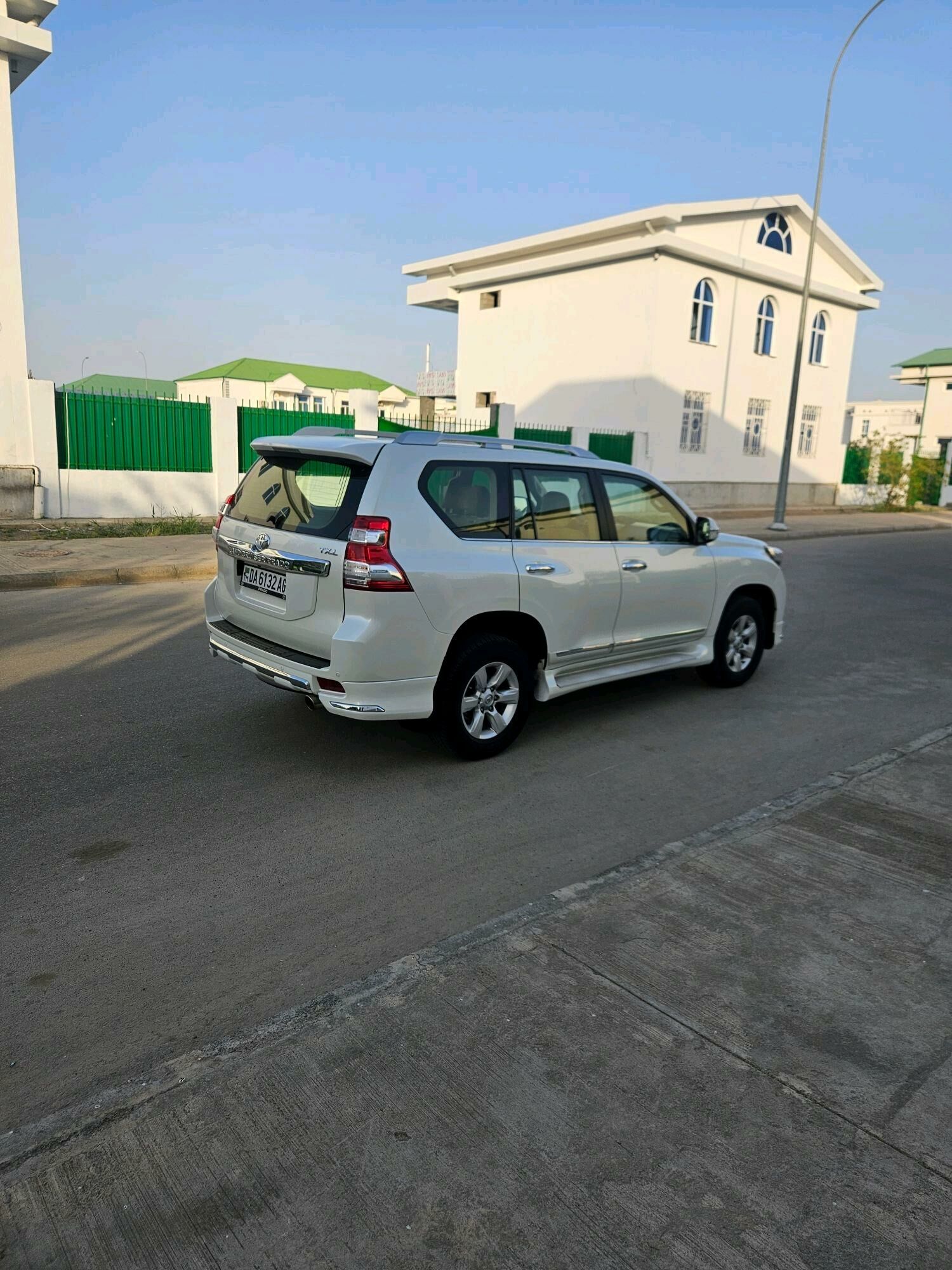 Toyota Land Cruiser Prado 2016 - 690 000 TMT - Aşgabat - img 5