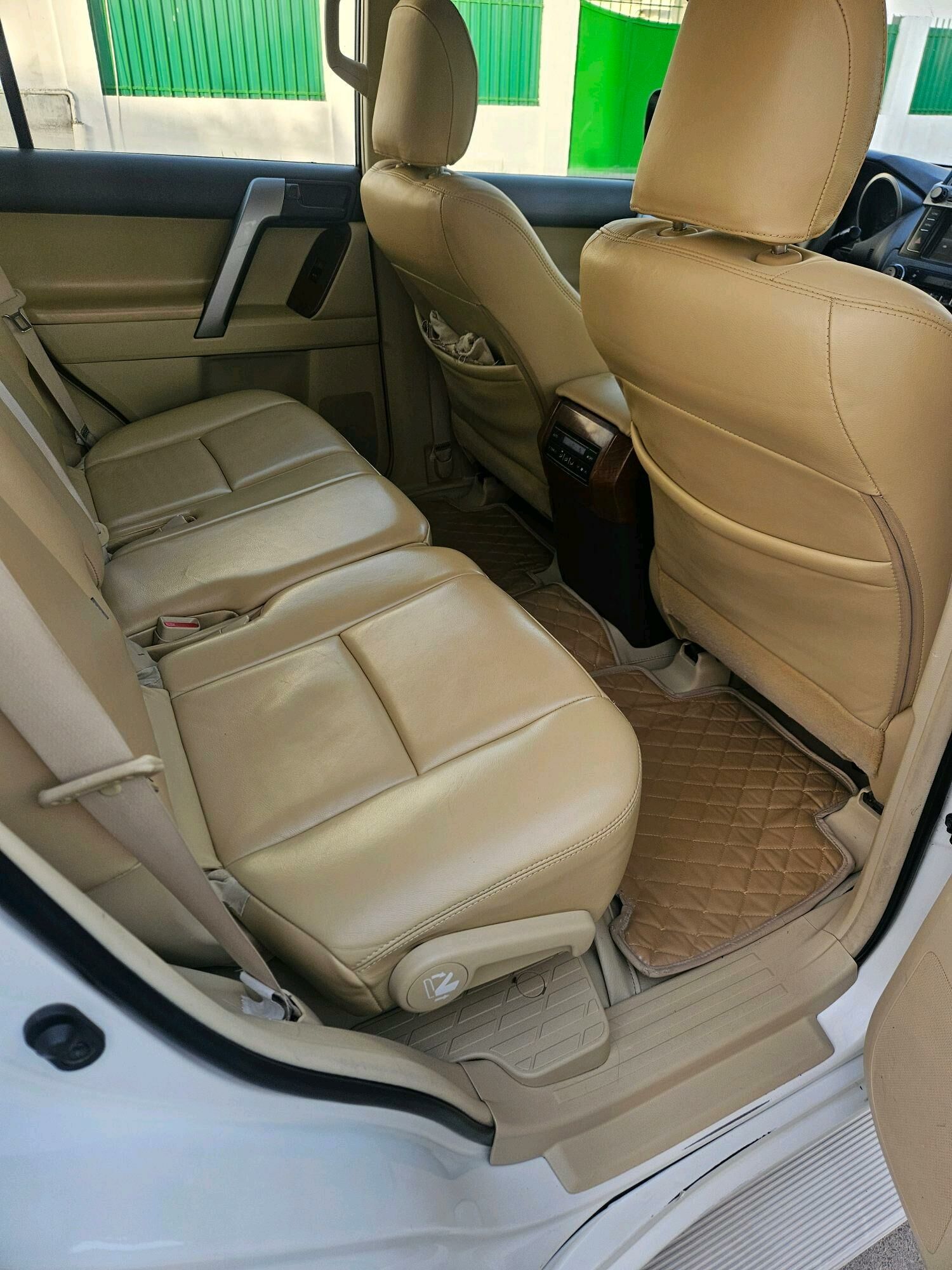 Toyota Land Cruiser Prado 2016 - 690 000 TMT - Aşgabat - img 8