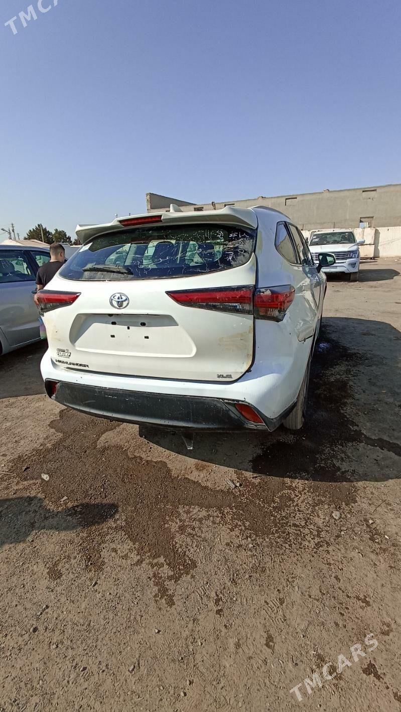 Toyota Highlander 2021 - 450 000 TMT - Мары - img 5