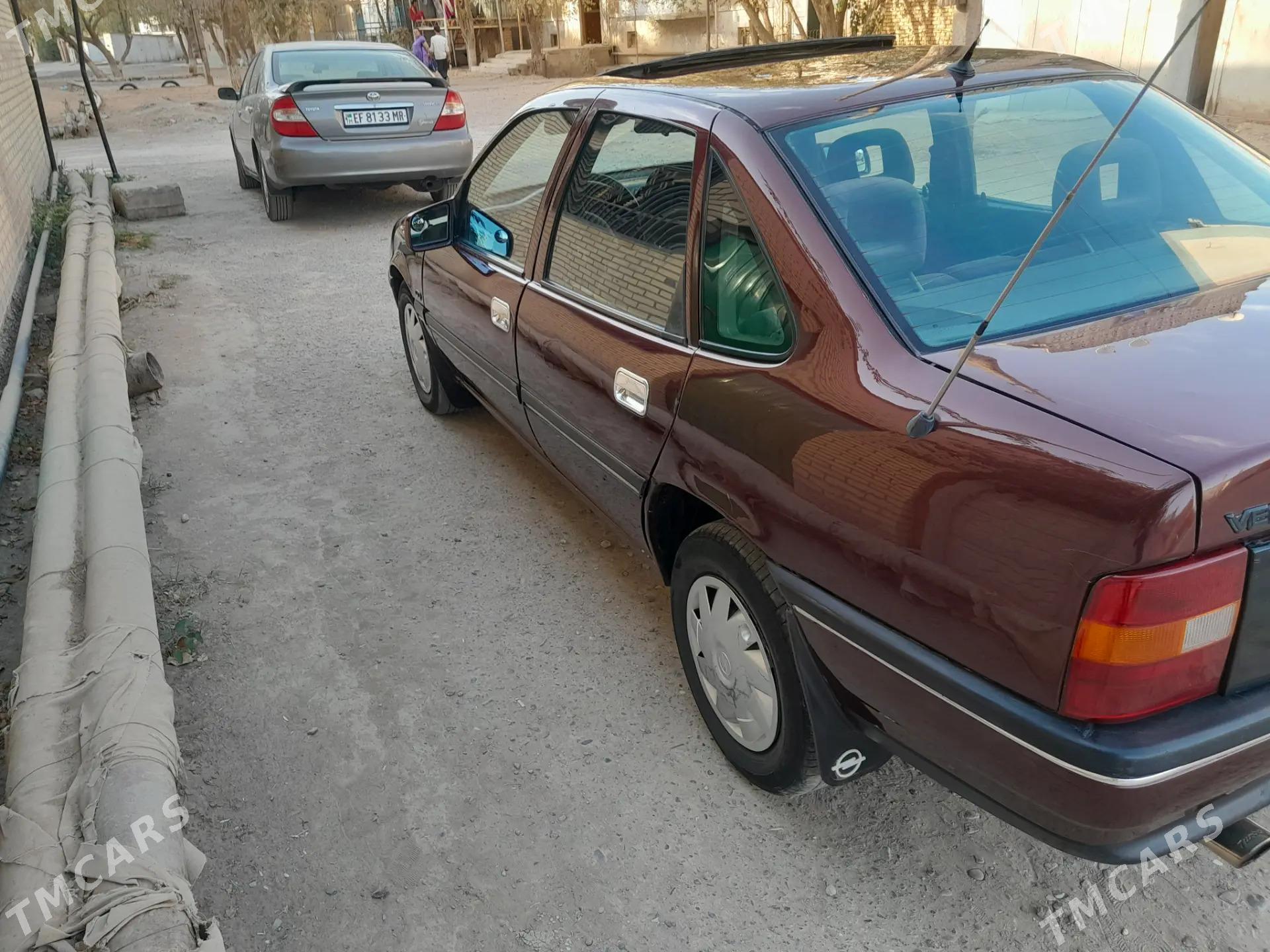Opel Vectra 1990 - 40 000 TMT - Векильбазар - img 7
